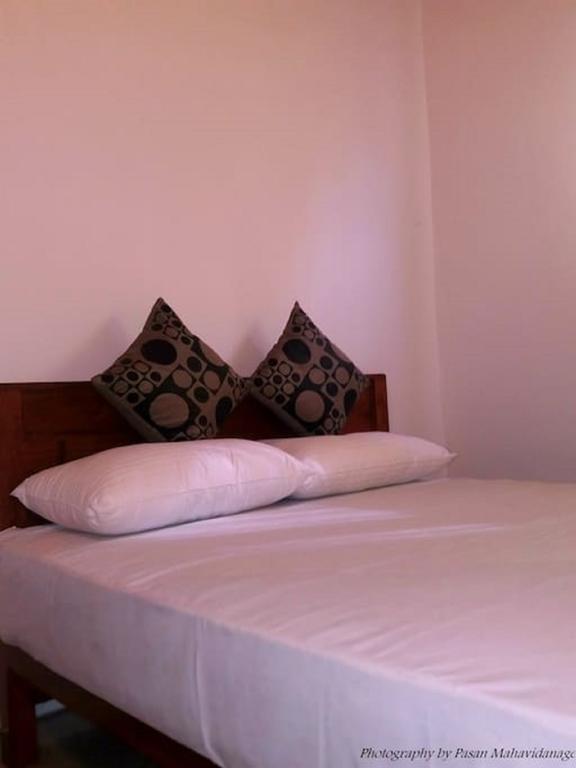 Sana Guest Apartamento Weligama Exterior foto