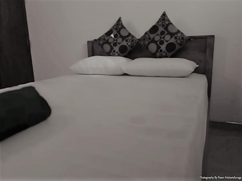 Sana Guest Apartamento Weligama Exterior foto