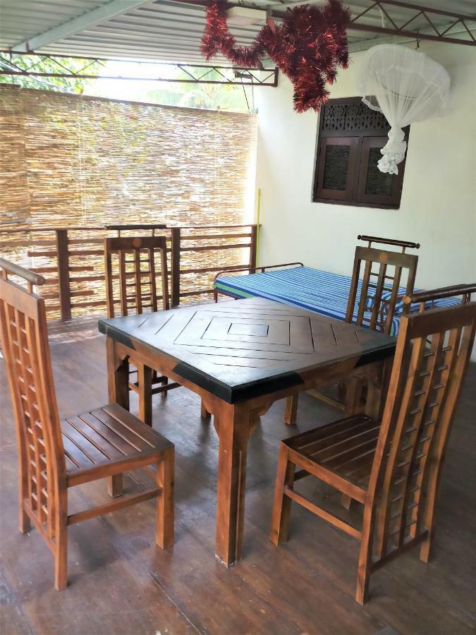 Sana Guest Apartamento Weligama Exterior foto