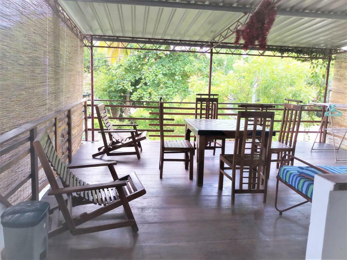 Sana Guest Apartamento Weligama Exterior foto
